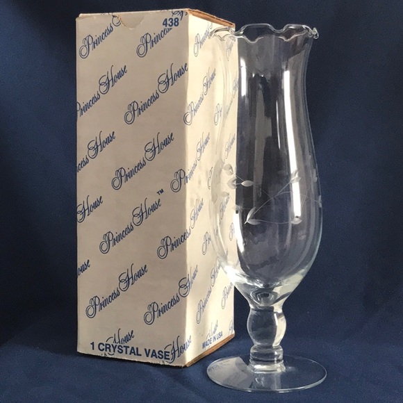 Princess House 438 Tall Victorian Vase Handblown NEW in BOX - Picture 3 of 6